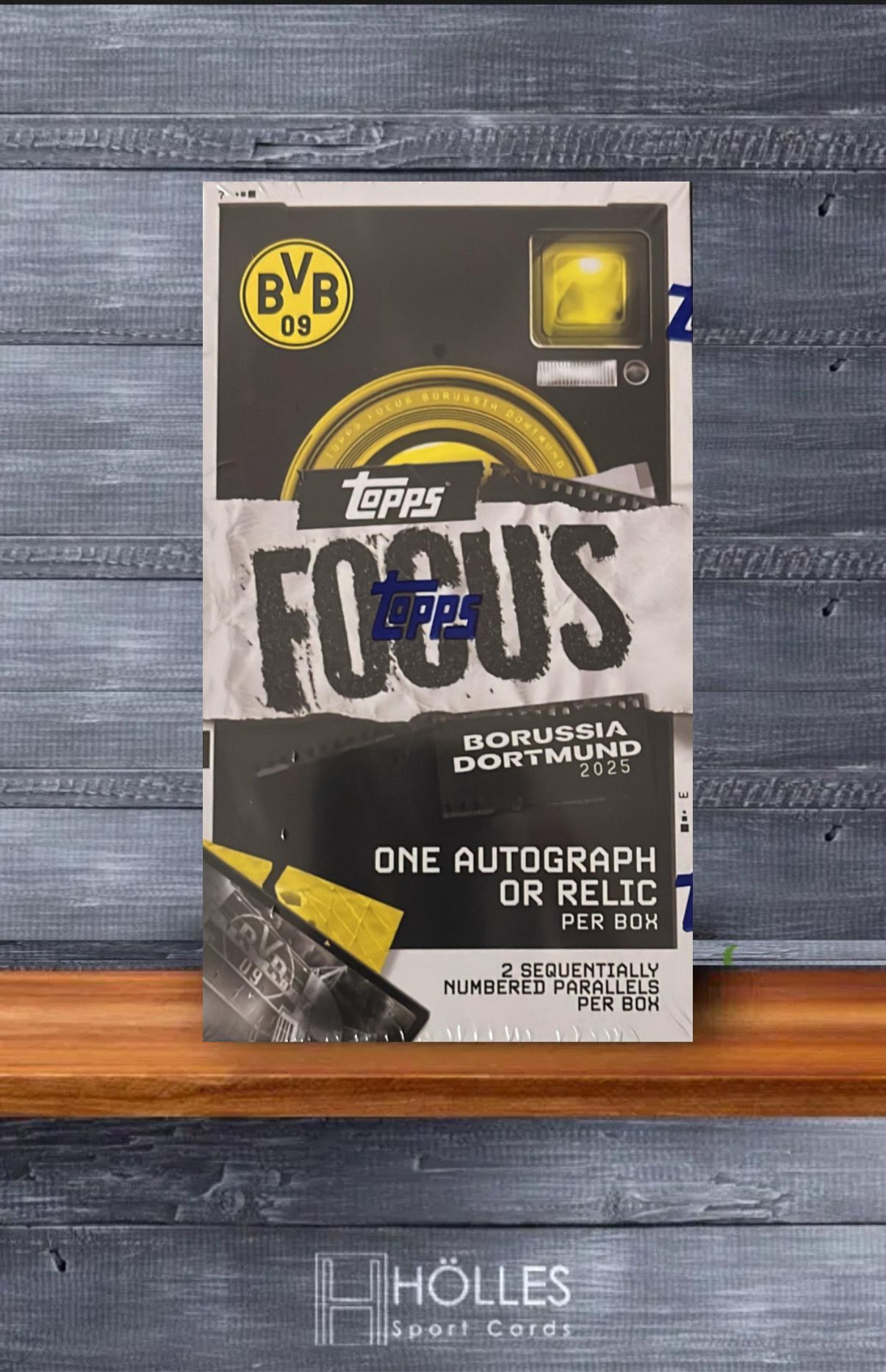Topps Focus Borussia Dortmund Soccer Cards 2025/26 - Hobby Box